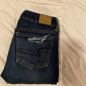 American Eagle Mid-rise jeans